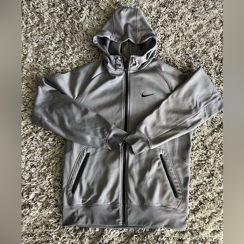 Men’s Nike Basketball Therma Fit zip up